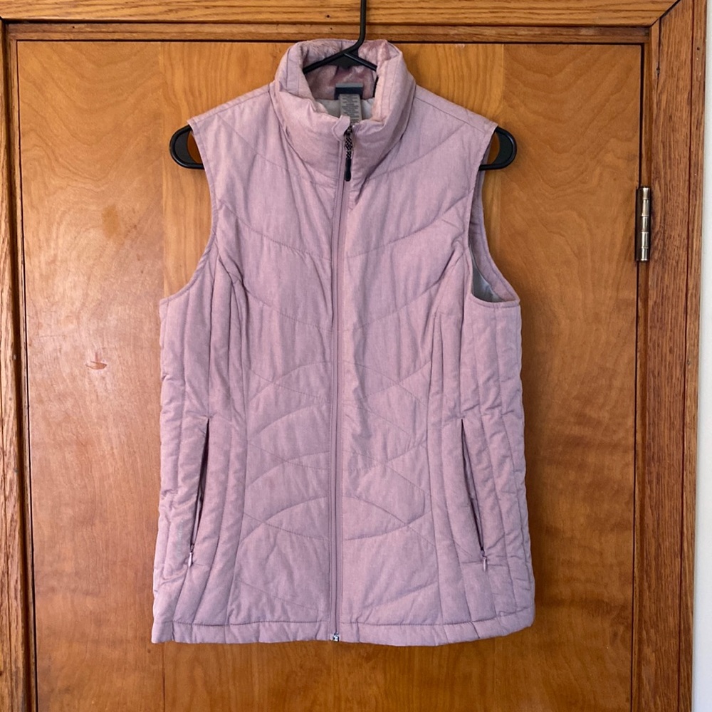 Women’s purple cold-weather vest size medium